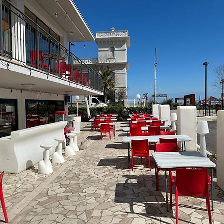 Hotel Alcazar Rimini Dış mekan fotoğraf
