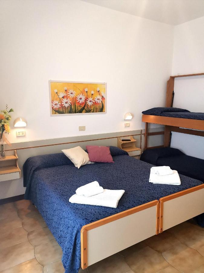 Hotel Alcazar Rimini Dış mekan fotoğraf