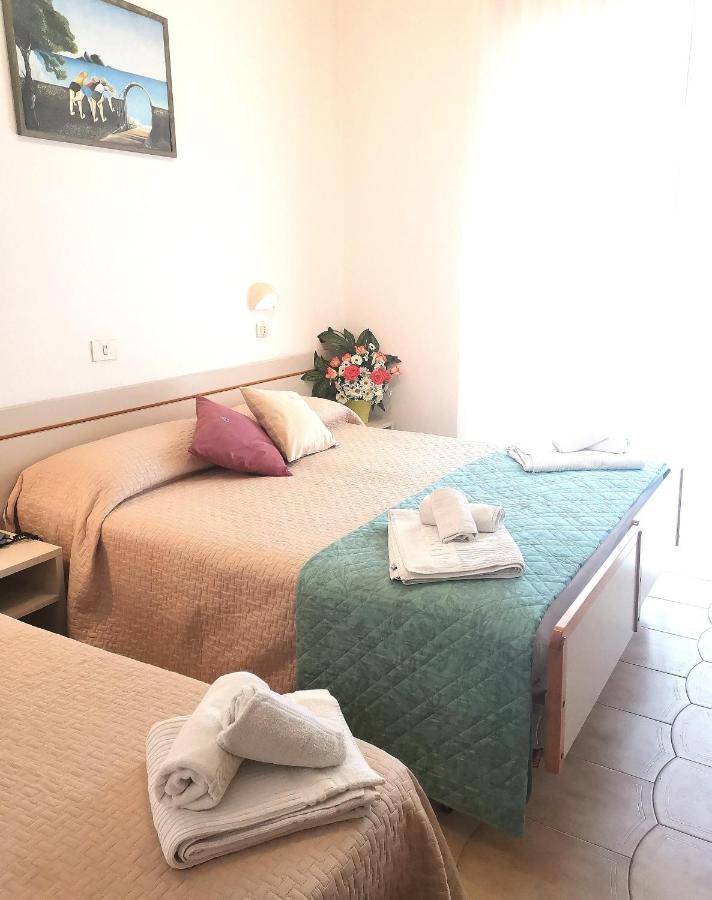 Hotel Alcazar Rimini Dış mekan fotoğraf