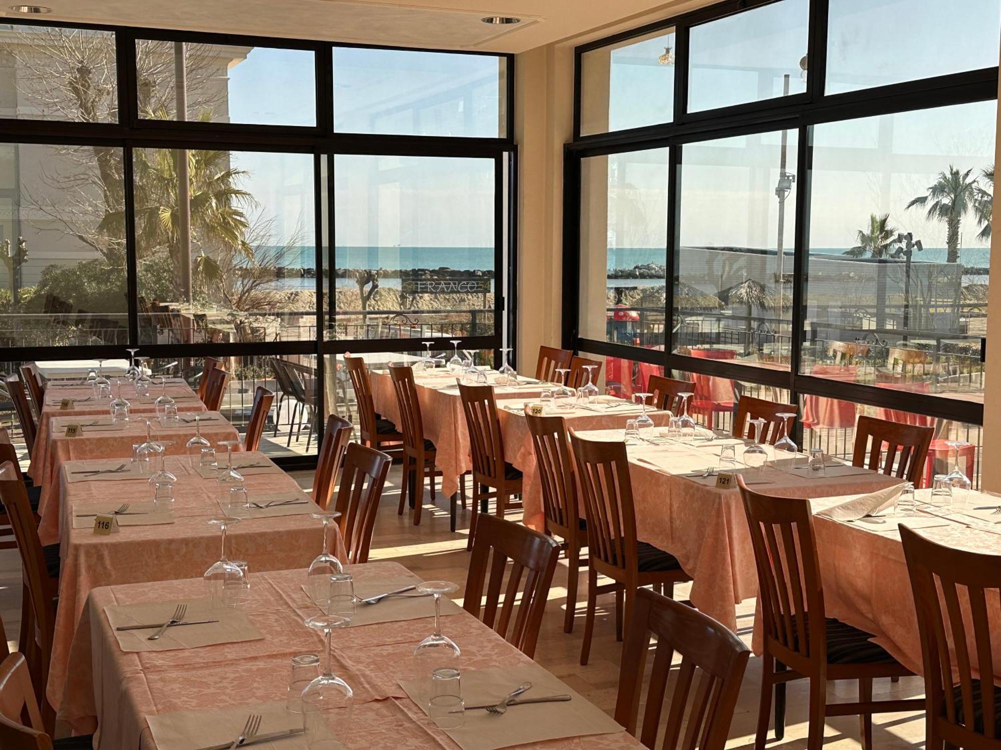 Hotel Alcazar Rimini Dış mekan fotoğraf