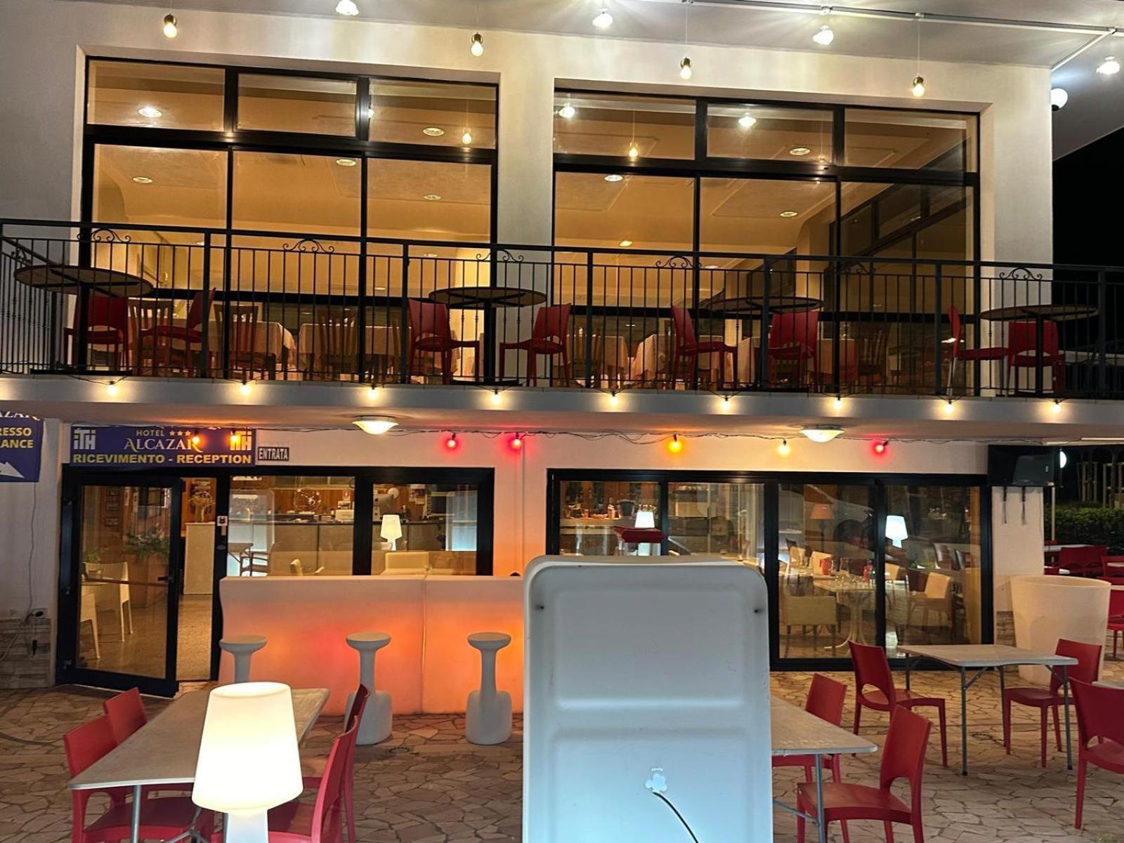 Hotel Alcazar Rimini Dış mekan fotoğraf
