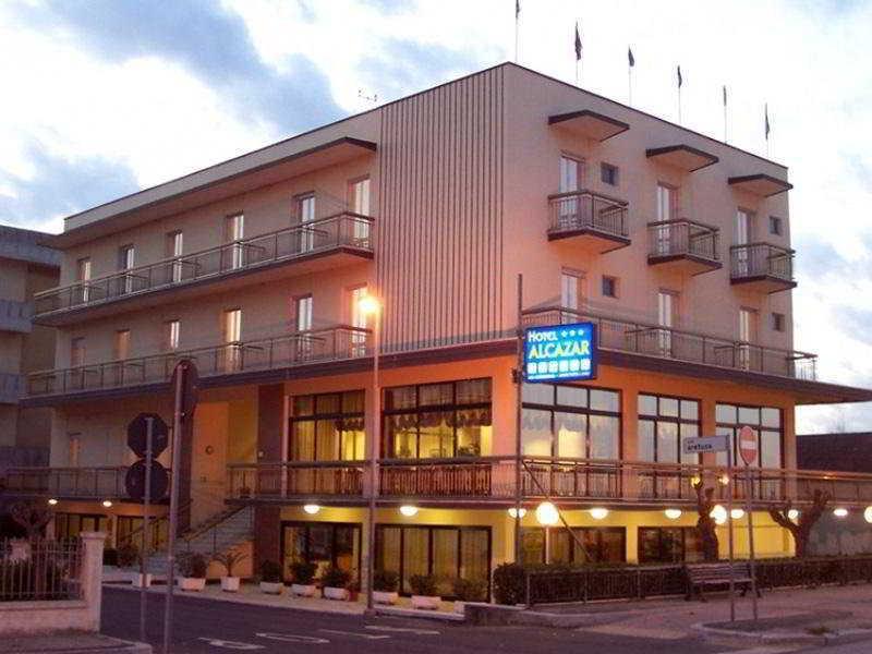 Hotel Alcazar Rimini Dış mekan fotoğraf