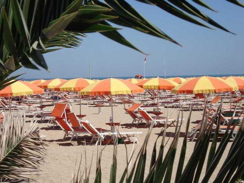 Hotel Alcazar Rimini Dış mekan fotoğraf